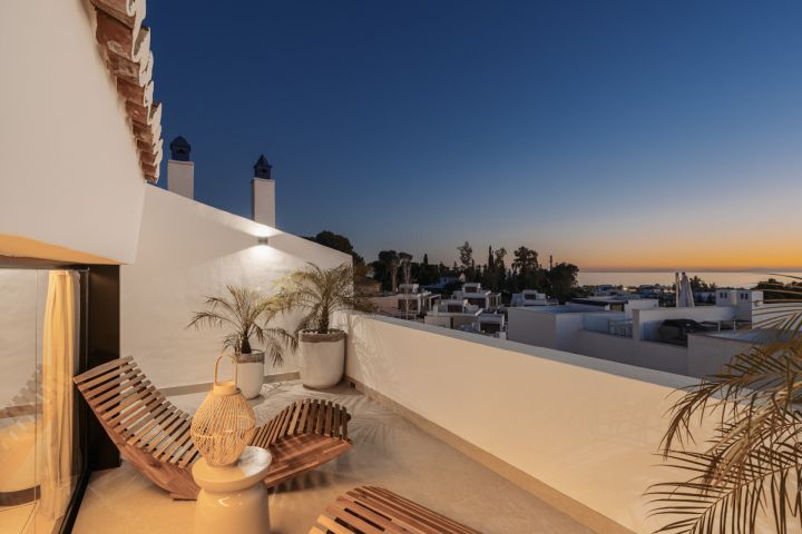Maison Vanguard - Elegant Contemporary Property with Stunning Sea Views