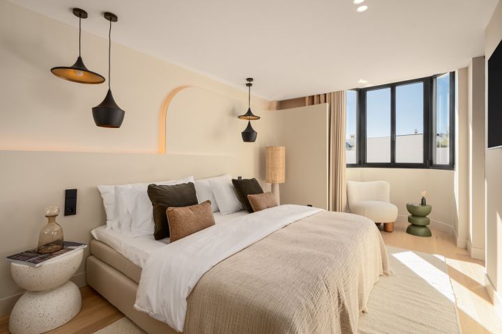 Maison Vanguard - Elegant Contemporary Property with Stunning Sea Views