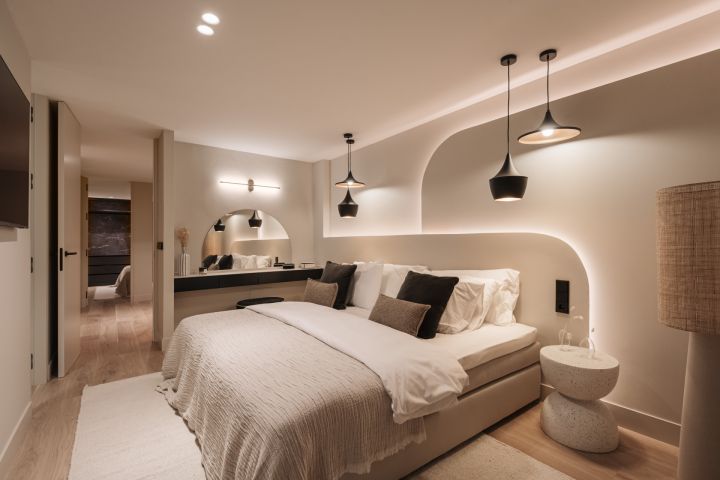 Maison Vanguard - Elegant Contemporary Property with Stunning Sea Views