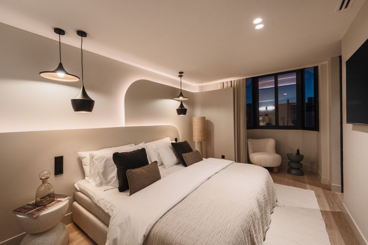 Maison Vanguard - Elegant Contemporary Property with Stunning Sea Views