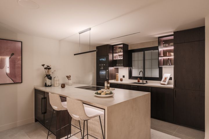 Maison Vanguard - Elegant Contemporary Property with Stunning Sea Views