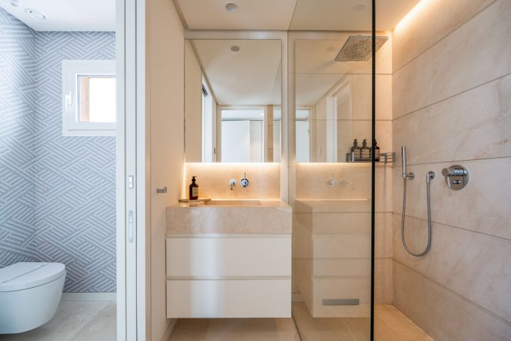 Drago 3.2 - Bespoke High-End Home with Panoramic Views