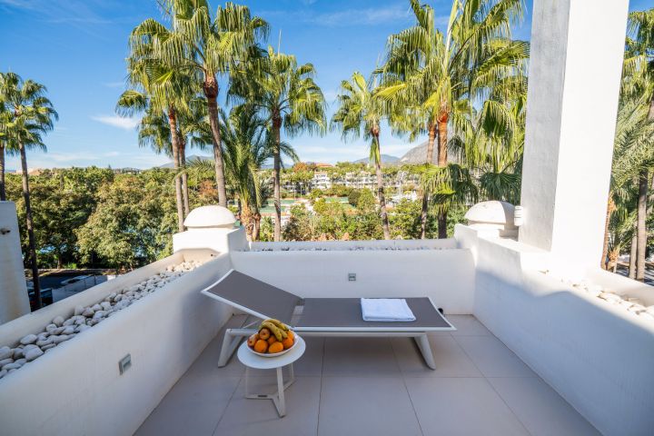 Drago 3.2 - Bespoke High-End Home with Panoramic Views
