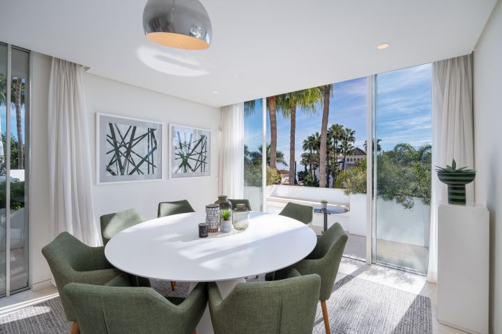 Drago 3.2 - Bespoke High-End Home with Panoramic Views