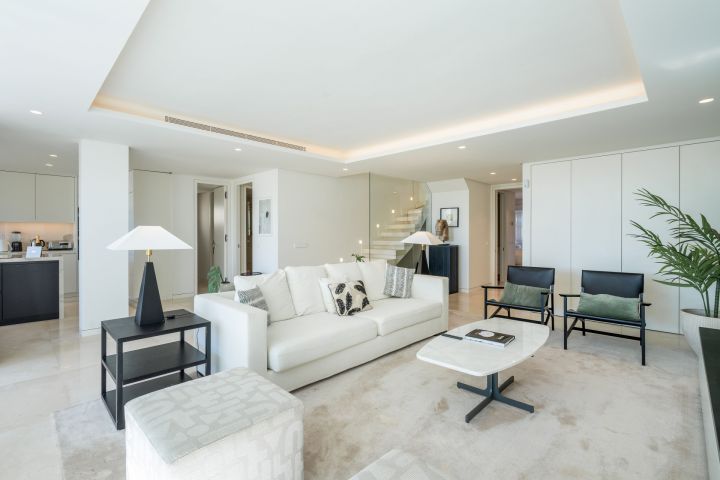 Drago 3.2 - Bespoke High-End Home with Panoramic Views