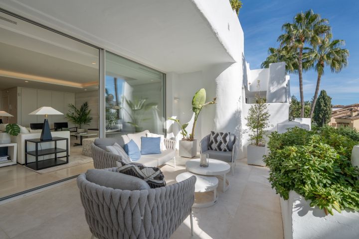 Drago 3.2 - Bespoke High-End Home with Panoramic Views