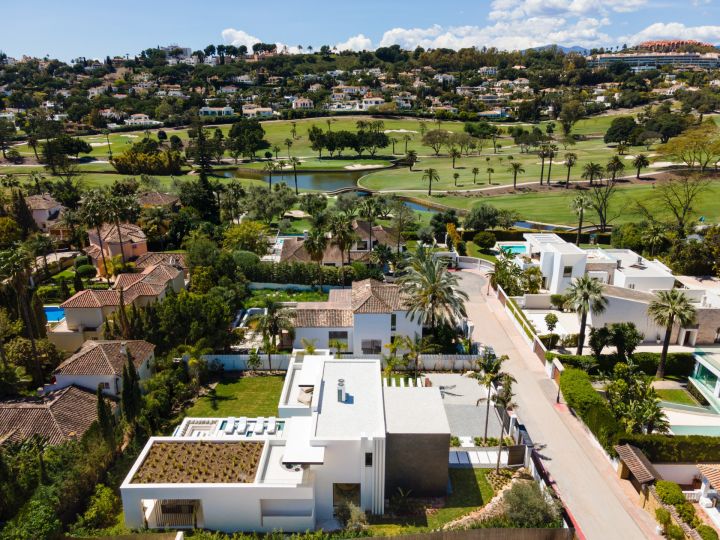 Villa Sirius - Elegante villa con vistas al golf en Las Brisas