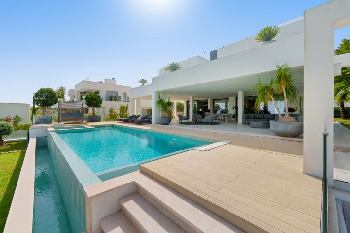 Leo 21B - Villa moderne en première ligne de golf
