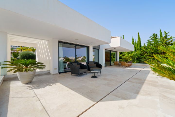 Leo 21B - Villa moderne en première ligne de golf