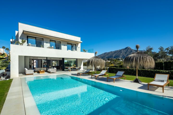 Cerquilla 54B - Exclusive Premium Property with Modern Charm