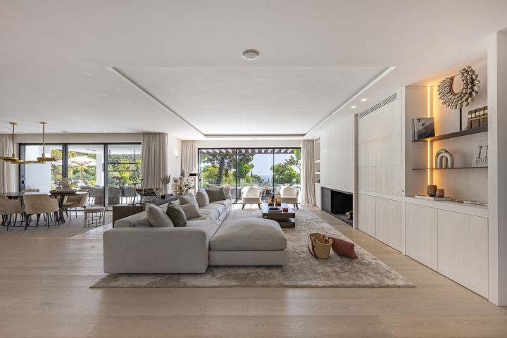 Spectacular villa in Cascada de Camojan - Exclusive Villa in a Gated Community in Cascada de Camojan