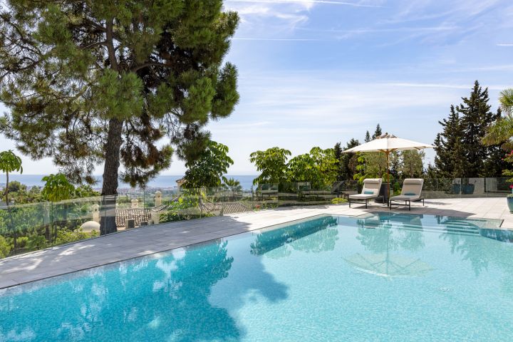 Spectacular villa in Cascada de Camojan - Exclusive Villa in a Gated Community in Cascada de Camojan