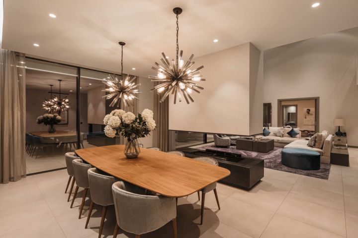 Villa Ciervo - Elegant Contemporary Property Frontline Golf