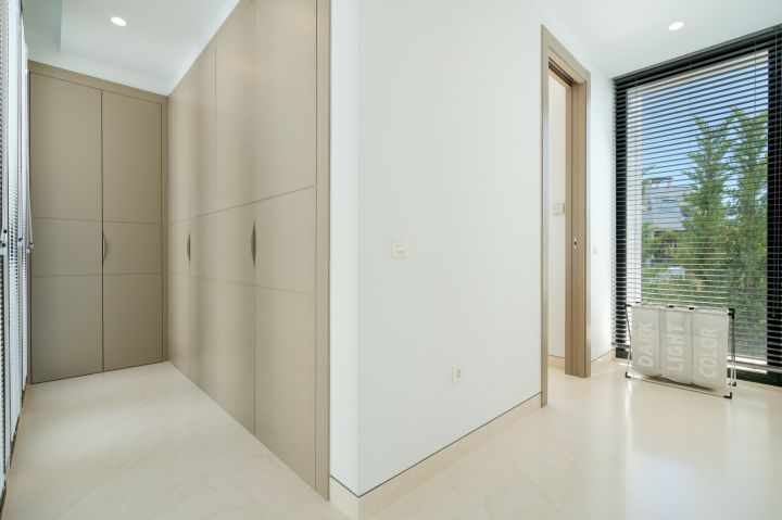 La Alqueria 16 - Villa contemporánea exclusiva con vistas al campo de golf en La Alquería