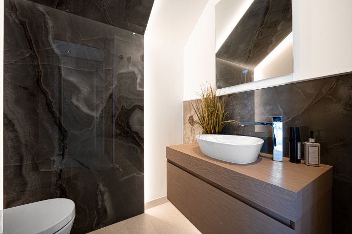 Lomas 10 - Modern Refined Property with Andalusian Charm