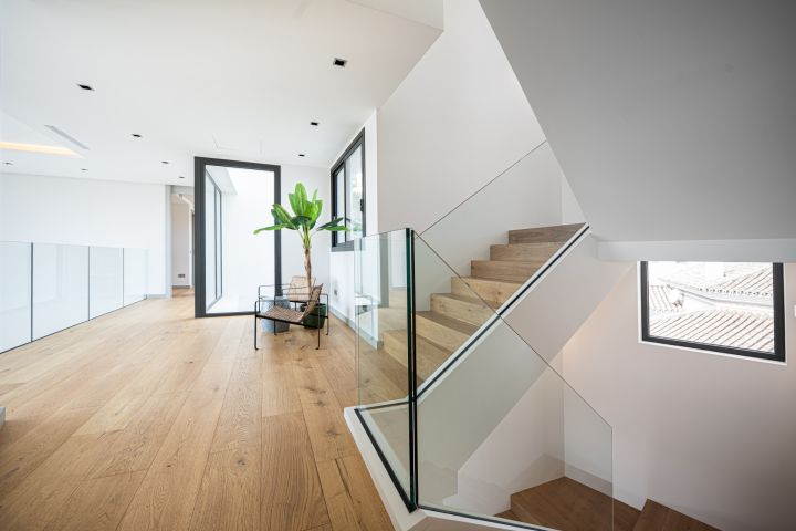 Lomas 10 - Modern Refined Property with Andalusian Charm
