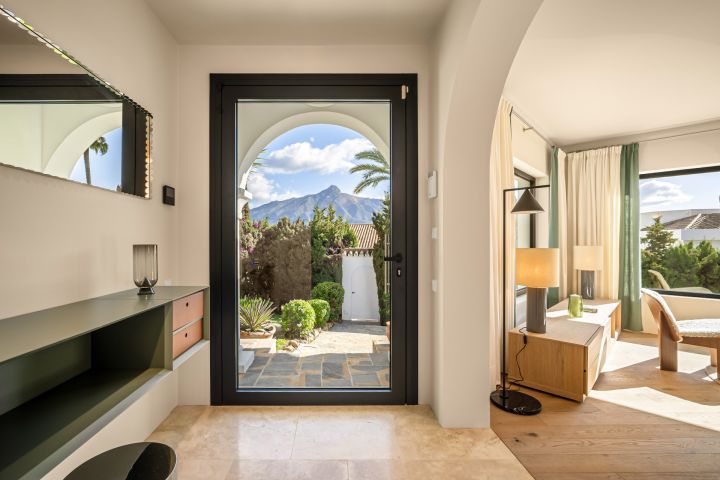 Villa Madrisa - Villa contemporánea a pocos pasos del campo de golf