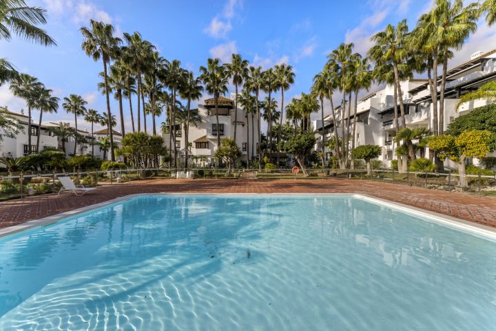 Drago 2-2 - Apartment with Sea Views in Puente Romano