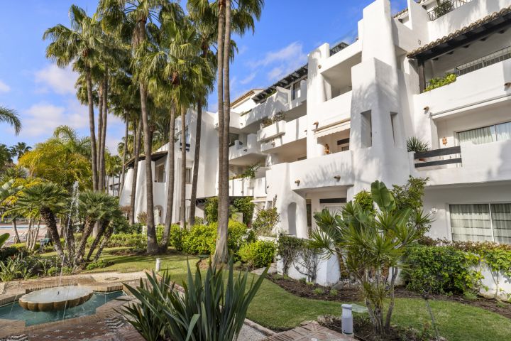 Drago 2-2 - Apartment with Sea Views in Puente Romano