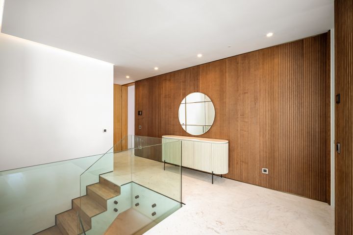 Epic 17 - Contemporary Home Designed by Fendi Casa in Epic Marbella