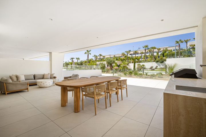 Epic 17 - Contemporary Home Designed by Fendi Casa in Epic Marbella