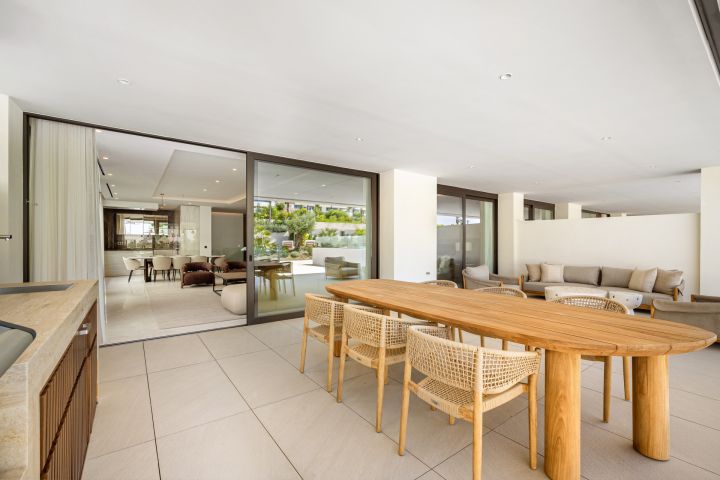 Epic 17 - Contemporary Home Designed by Fendi Casa in Epic Marbella