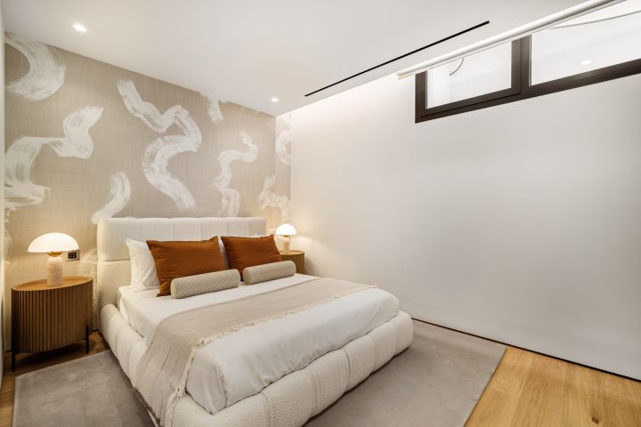 Epic 18 - Select Elegant Property with Andalusian Charm