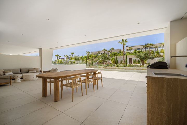 Epic 21 - Modern Home in a Gated Community