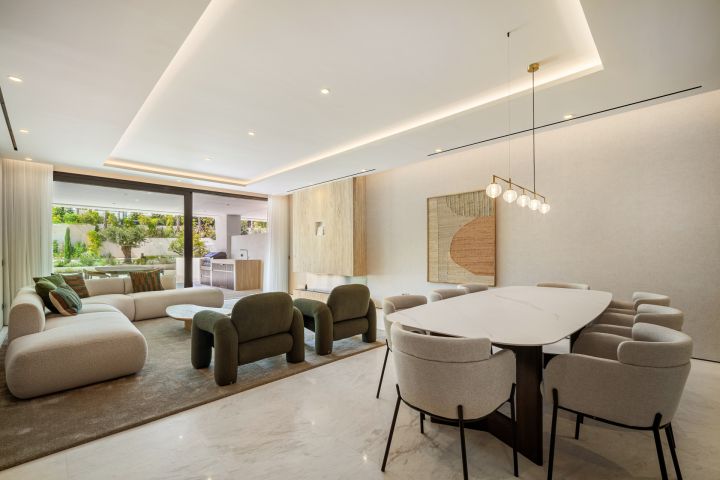 Epic 21 - Modern Home in a Gated Community