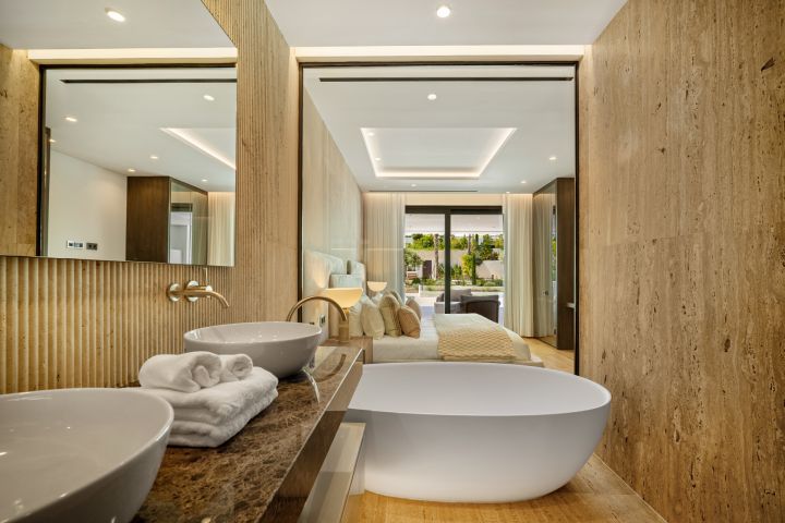 Epic 21 - Modern Home in a Gated Community