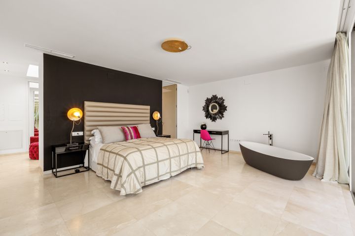 Cerquilla 59 - Modern Villa with Prime Location