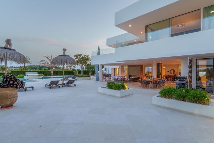 Cerquilla 59 - Modern Villa with Prime Location