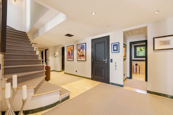 Monte Paraiso PH - Duplex Penthouse in a Prime Location