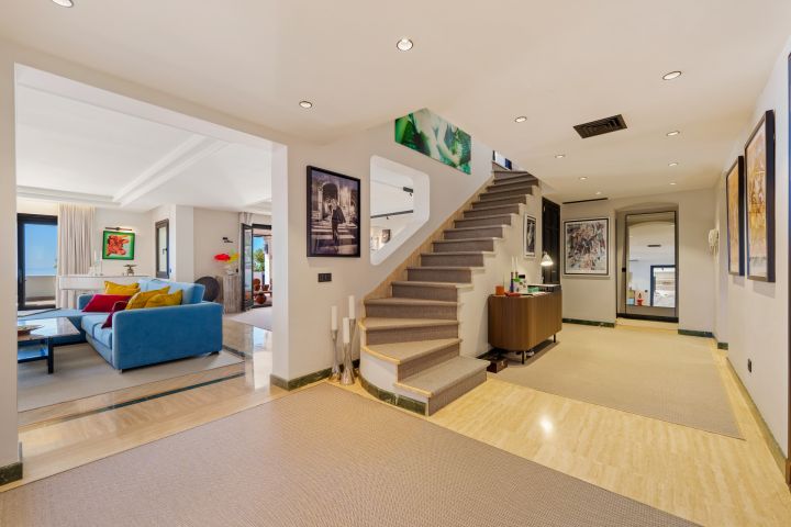 Monte Paraiso PH - Duplex Penthouse in a Prime Location