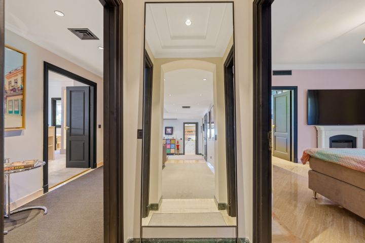 Monte Paraiso PH - Duplex Penthouse in a Prime Location
