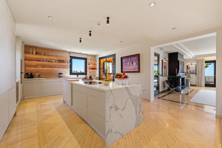 Monte Paraiso PH - Duplex Penthouse in a Prime Location