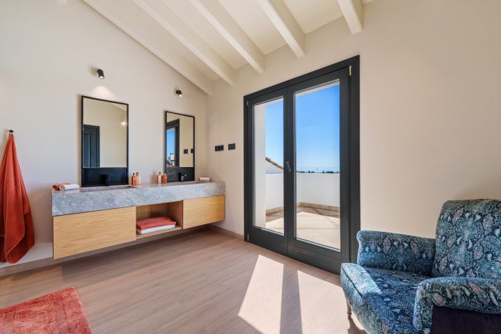 Monte Paraiso PH - Duplex Penthouse in a Prime Location