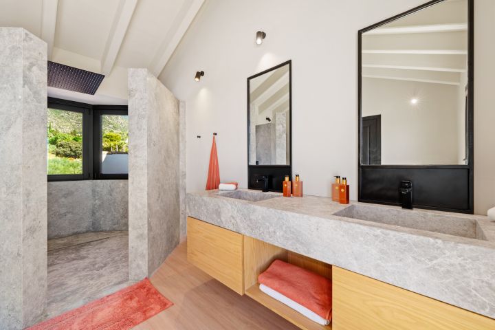 Monte Paraiso PH - Duplex Penthouse in a Prime Location