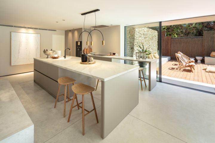 Auriga 1 - Fascinating Villa in the Golf Valley