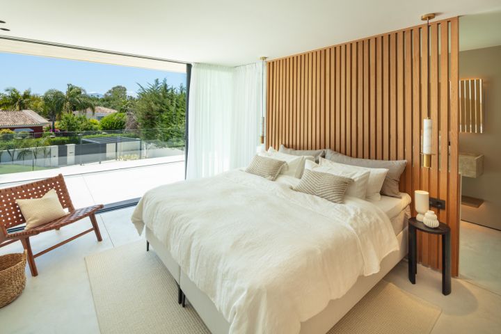 Auriga 1 - Fascinating Villa in the Golf Valley