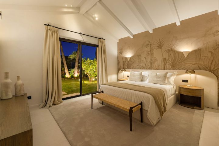 Casa Olivo - Spacious Refined Home offering Golf Views