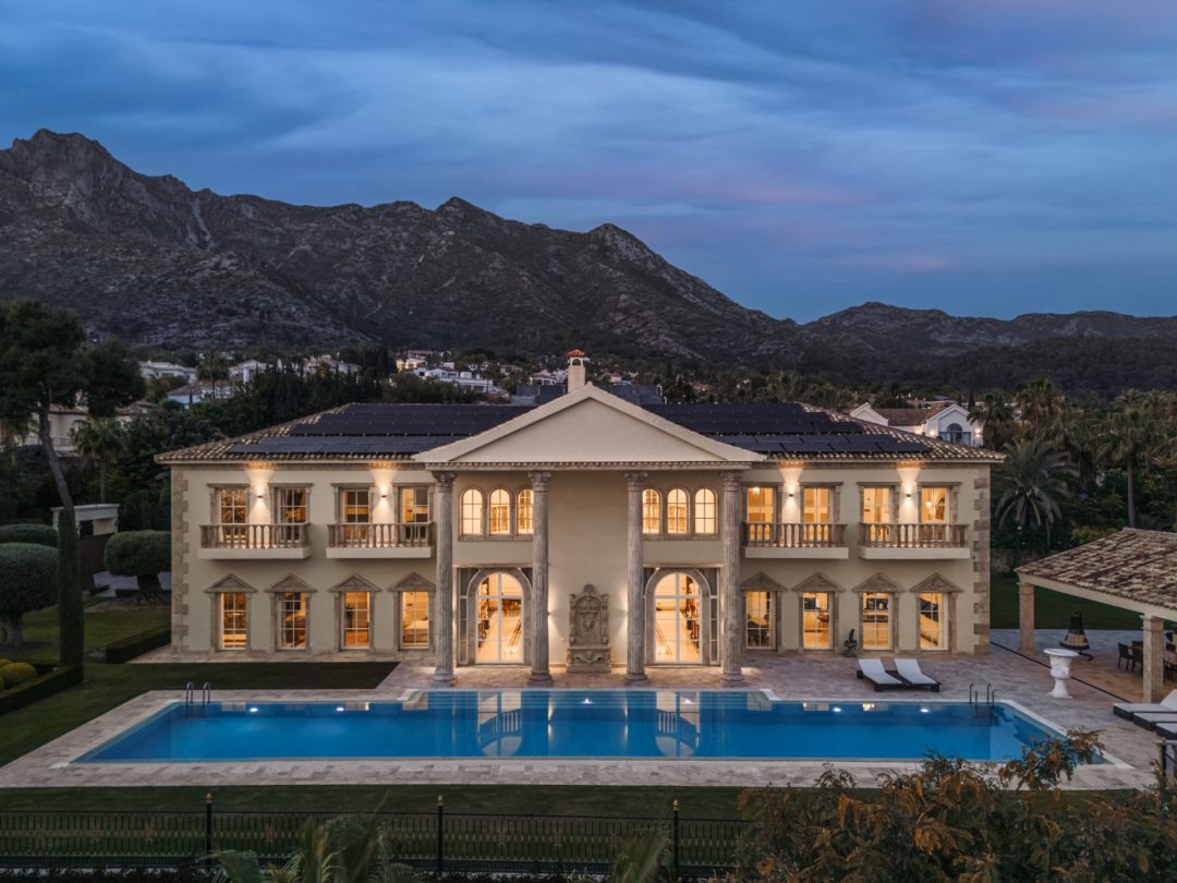 Villa Sinfonía - Grand domaine néoclassique à Sierra Blanca