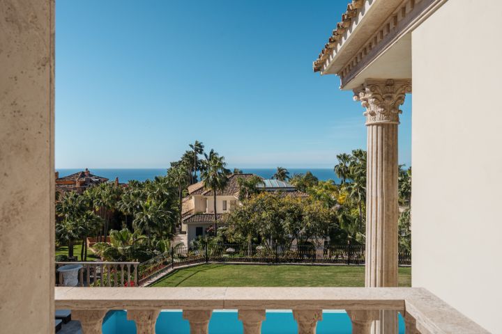 Villa Sinfonía - Grand domaine néoclassique à Sierra Blanca