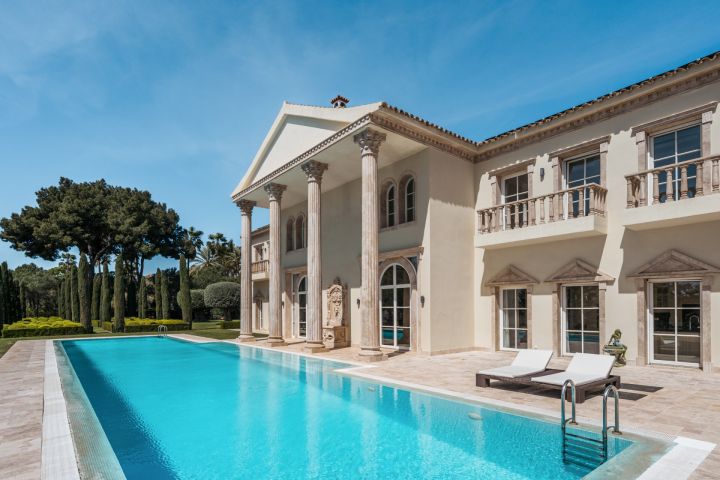 Villa Sinfonía - Grand domaine néoclassique à Sierra Blanca