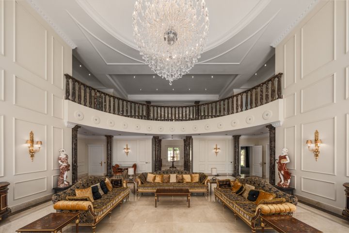 Villa Sinfonía - Grand Neoclassical Estate in Sierra Blanca