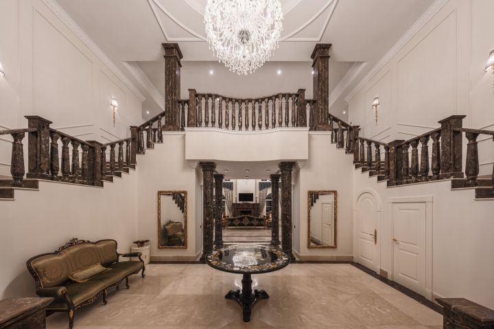 Villa Sinfonía - Grand domaine néoclassique à Sierra Blanca