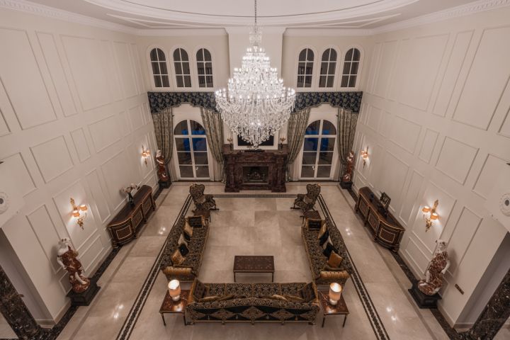 Villa Sinfonía - Grand domaine néoclassique à Sierra Blanca