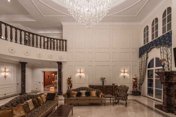 Villa Sinfonía - Grand domaine néoclassique à Sierra Blanca