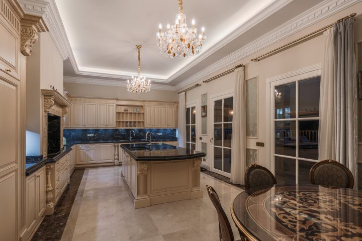 Villa Sinfonía - Grand domaine néoclassique à Sierra Blanca