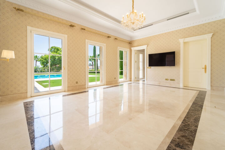 Villa Sinfonía - Majestuosa Villa Neoclásica en Sierra Blanca